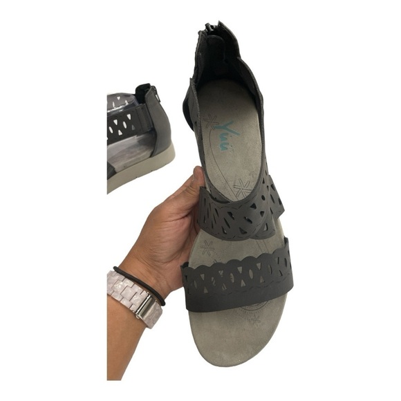 Yuu Phoria Womens Indy Open Toe Cross Strap Zipper Back Casual Sandals Size 12M - Picture 5 of 8